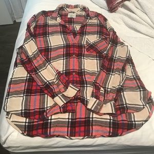 American Eagle boyfriend hi-lo plaid flannel